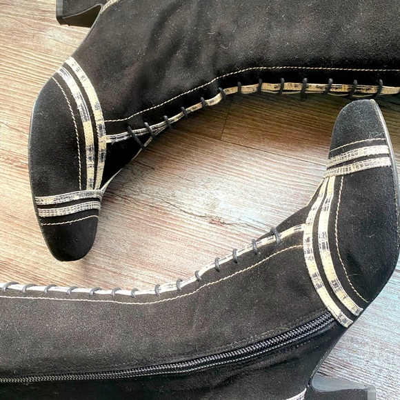 Paco Gil Sued and Leather Boots - Picture 7 of 12